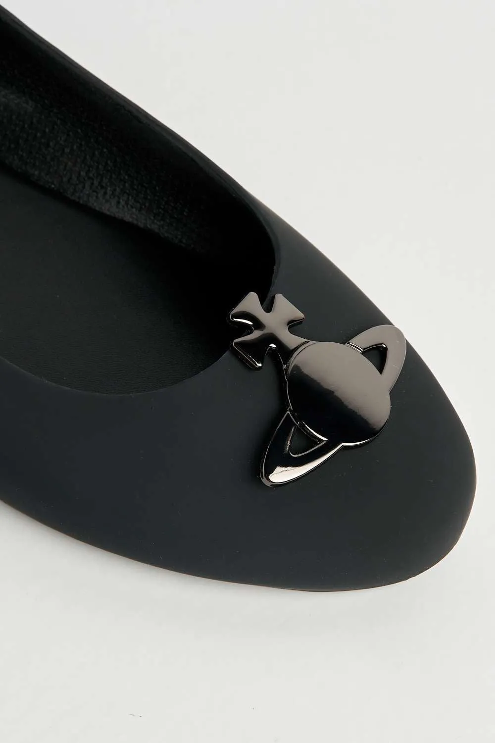 Kasen Brooch Detail Flat Loafers in Black Matt