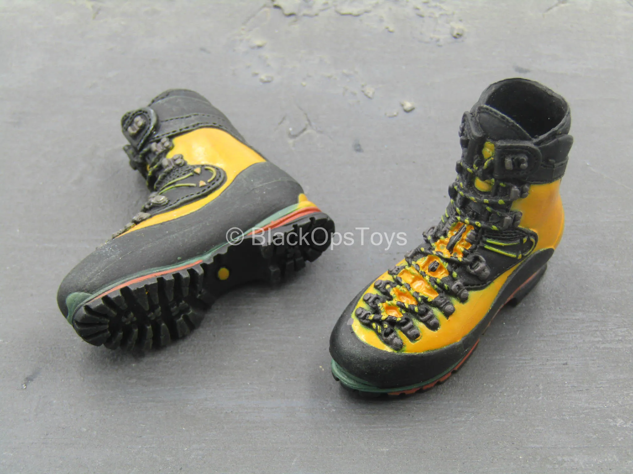 Special Force - Mountain Sniper - Black & Orange Boots (Peg Type)